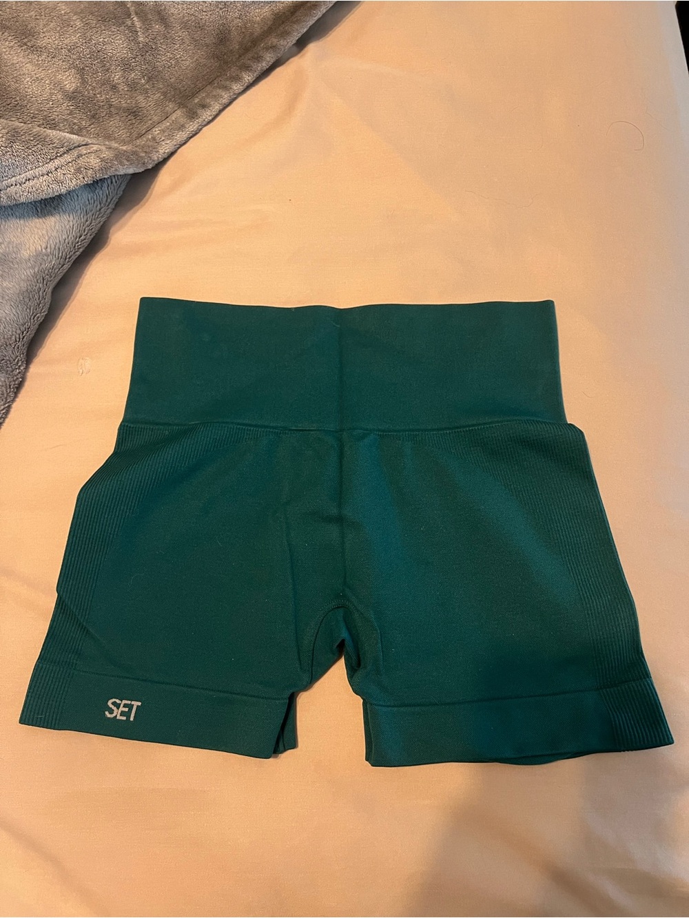 Set active shorts - Picture 2 of 5